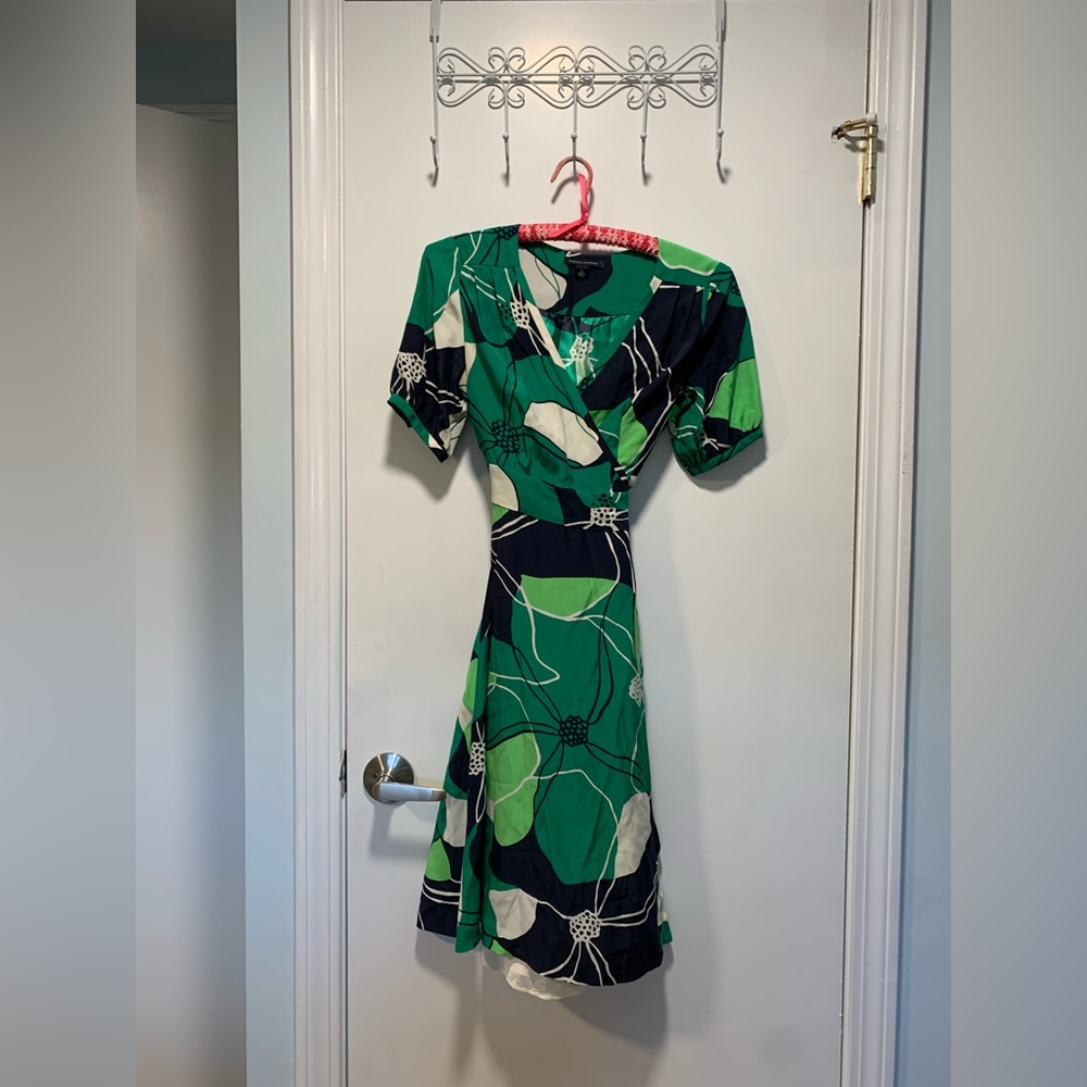 Banana Republic Green, Cream and Navy Floral Patterned Wrap Midi Dress